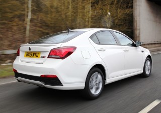 MG6 side rear action