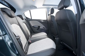 Vauxhall Corsa MY15 5dr backseats